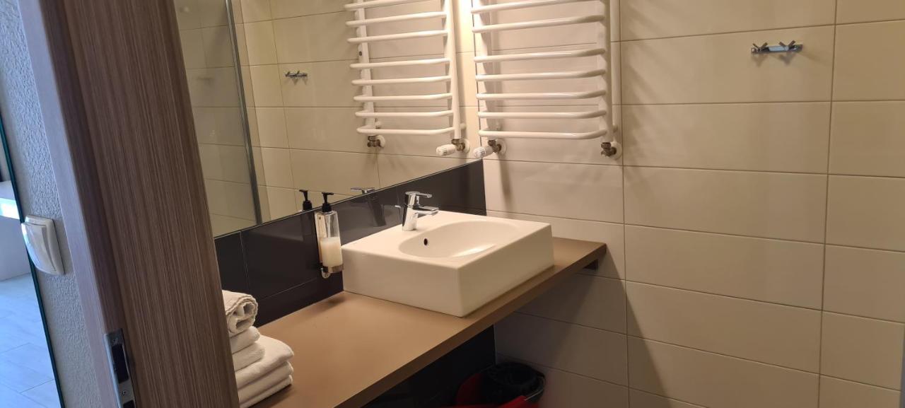 Apartamenty Czarna Gora Is28 시에나 외부 사진